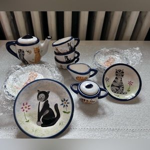 2002 Hand painted kitty tea set